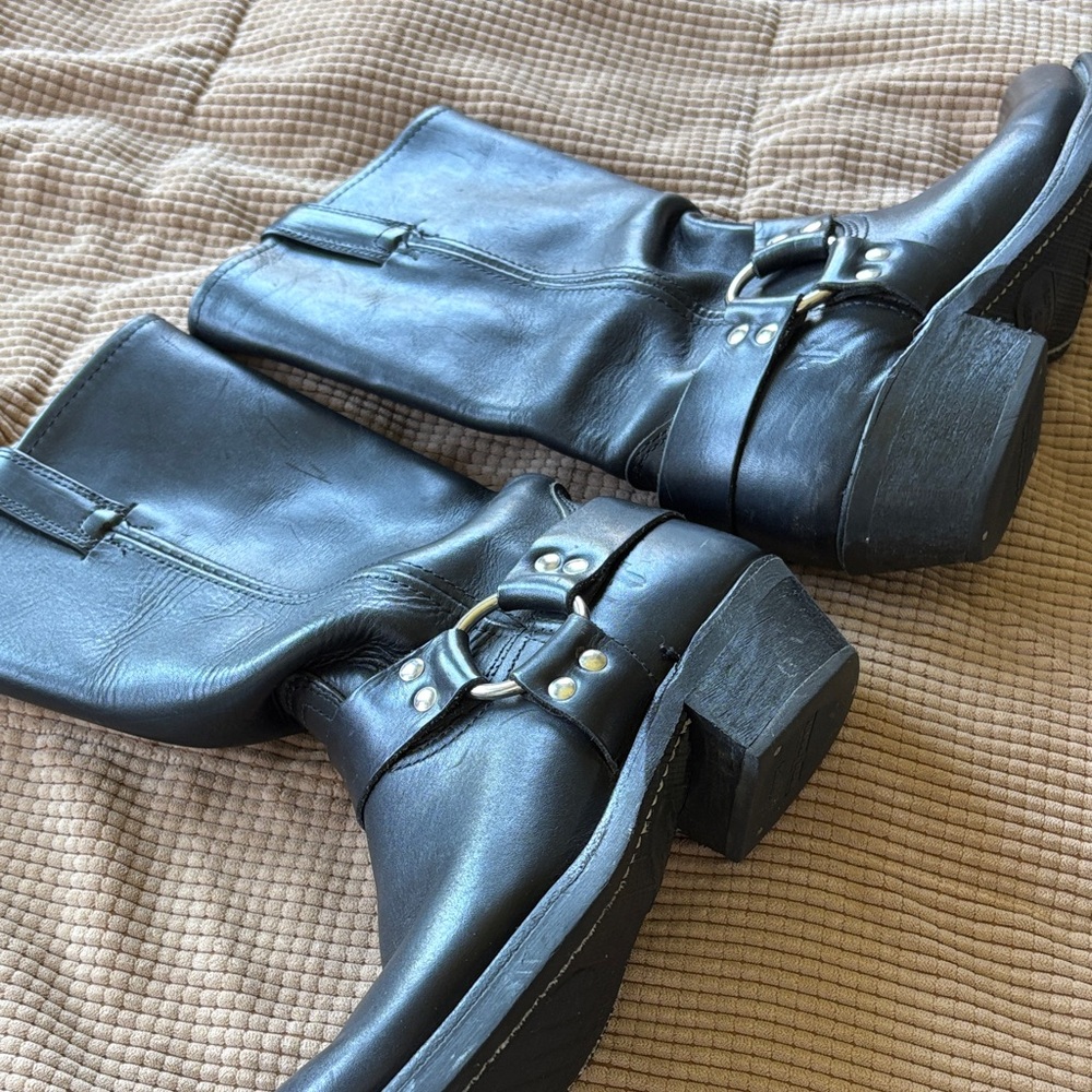 Frye Women’s Black Leather Harness Boots Size 8.5 - Picture 8 of 14